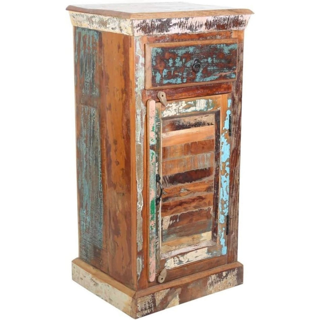 Hochschrank aus Mangoholz