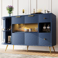 LED Beleuchtung und Schiebetueren an dem Sideboard