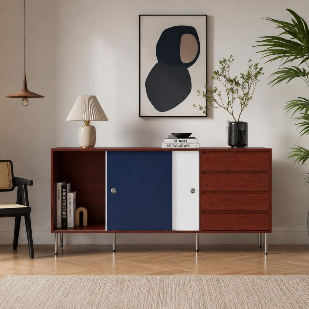 4 Schubladen praegen die Gestaltung von dem Sideboard