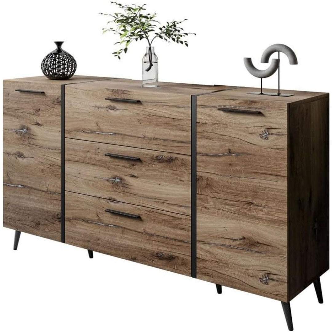 Das Sideboard verbindet seine Form mit Metall und Kunststoff