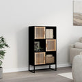 Hochschrank in Schwarz mit geschlossenem Stauraum
